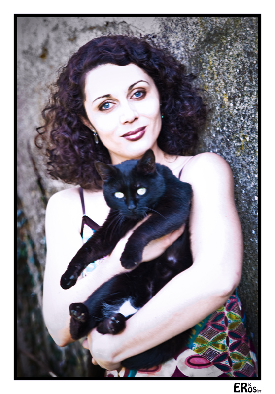 eric-rosier-portrait-femme-chat-flou-7506