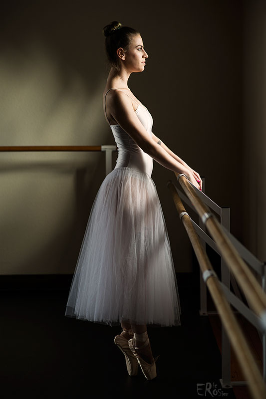 portrait-ballerine-danseuse-barre