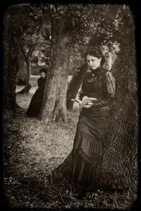 femme-1900-romantique-lecture-indiscrète