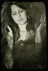 eric-rosier-preraphaelite-femme-portrait-mystique