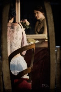 boudoir-1900-mucha-femme-miroir-retro-3