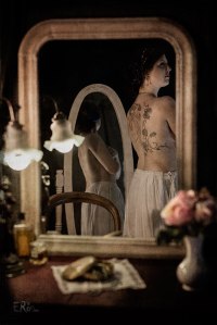 boudoir-1900-mucha-femme-miroir-double-reflet-3