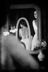 boudoir-1900-mucha-femme-miroir-double-reflet