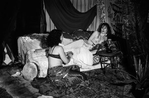 harem-oriental-femmes-discussion