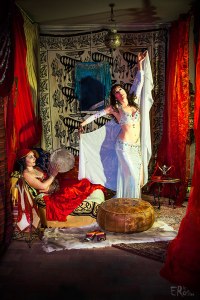 harem-oriental-femmes-danse-musique