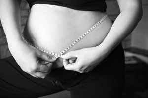 ventre-femme-enceinte-maternite-grossesse