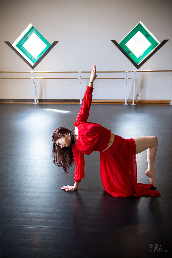 danse-danseuse-robe-rouge